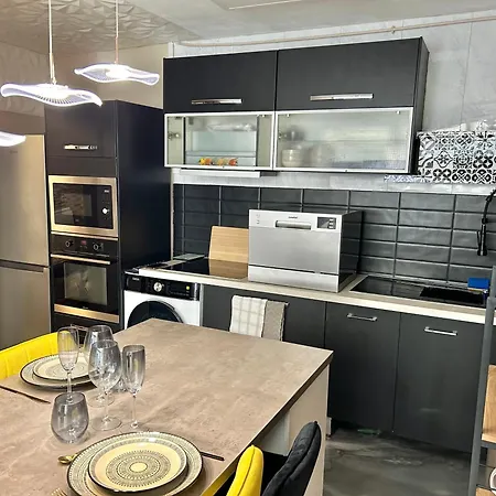 Maison Du Bonheur , , Centre Lorient